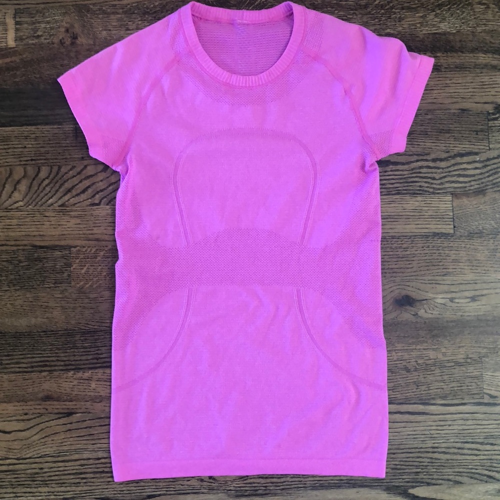 Lululemon swiftly tech crew- size 6, used
